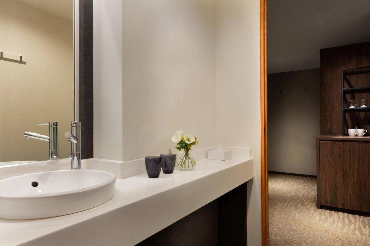 Courtyard By Marriott Hakuba Hotel Bagian luar foto