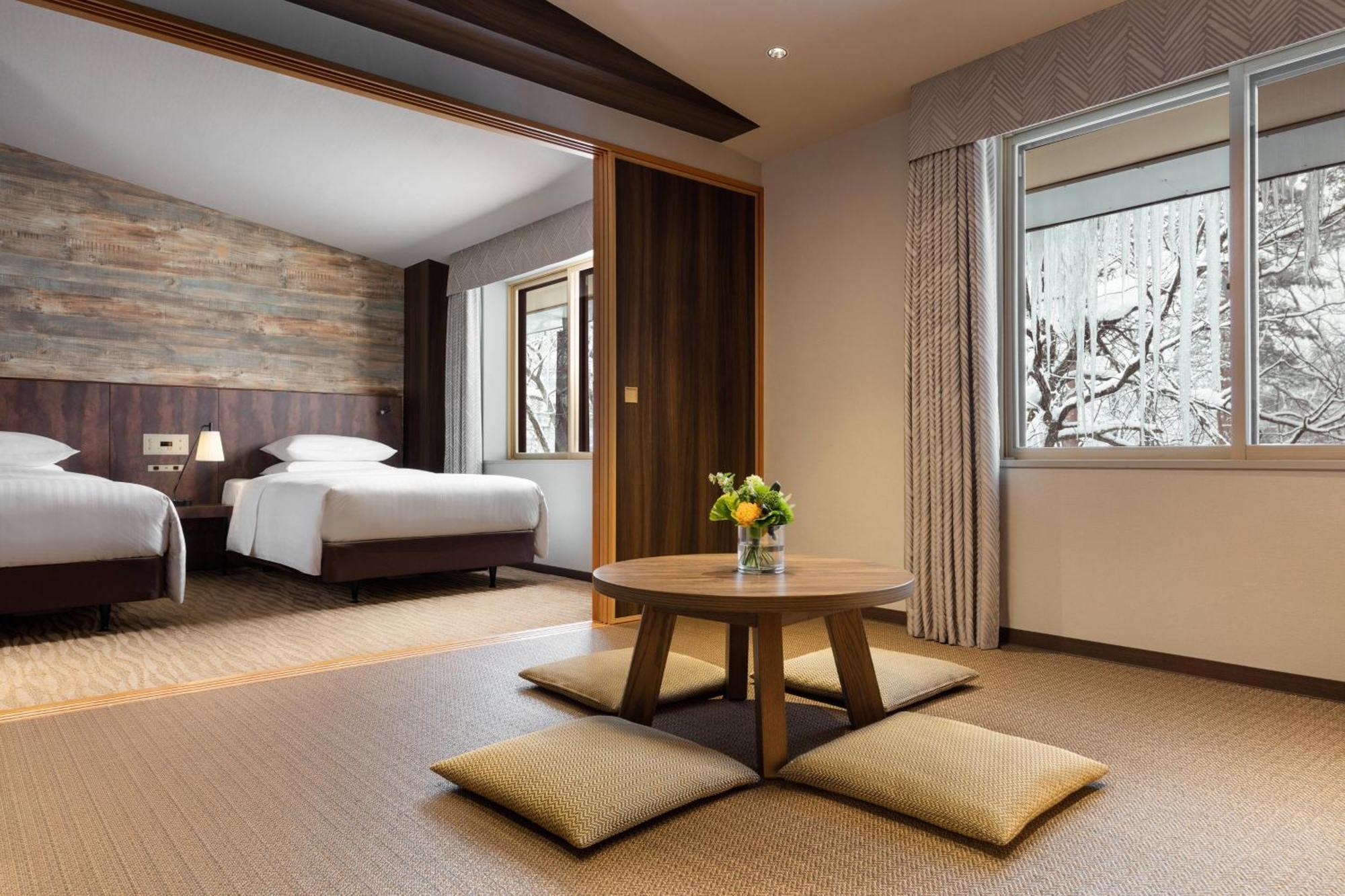 Courtyard By Marriott Hakuba Hotel Bagian luar foto