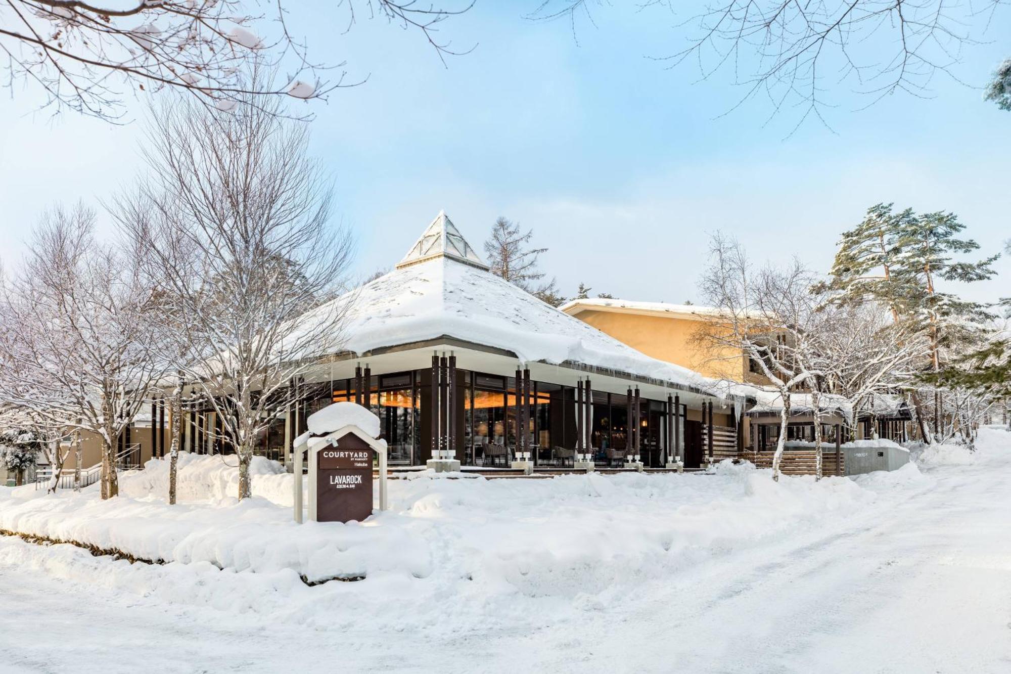 Courtyard By Marriott Hakuba Hotel Bagian luar foto