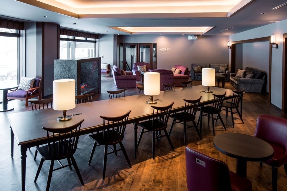 Courtyard By Marriott Hakuba Hotel Bagian luar foto