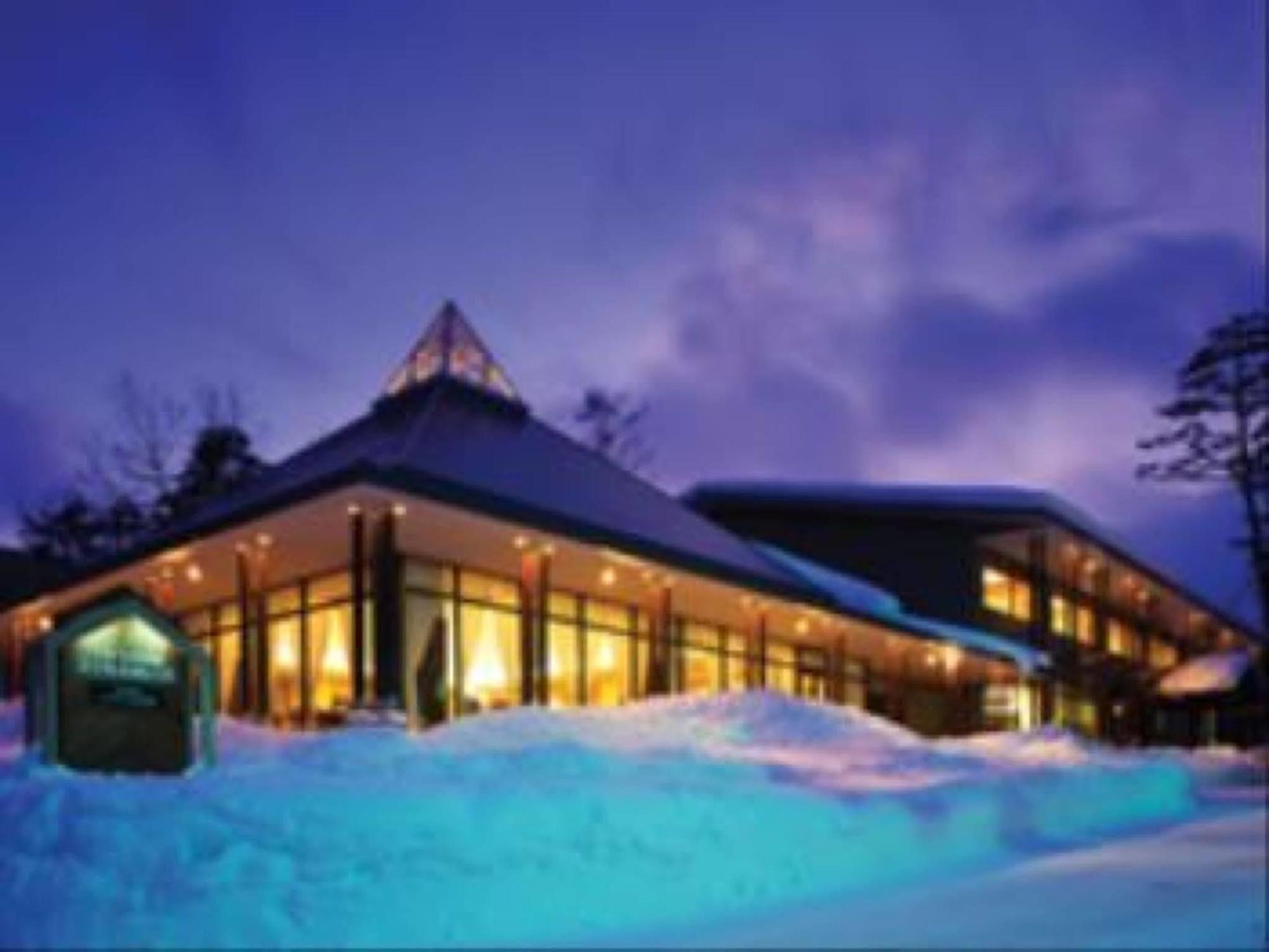 Courtyard By Marriott Hakuba Hotel Bagian luar foto