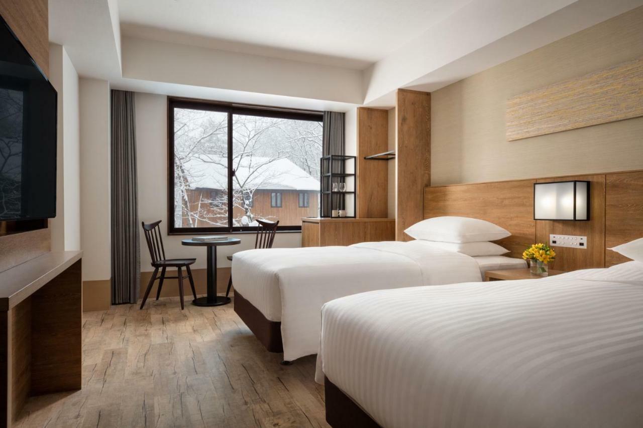 Courtyard By Marriott Hakuba Hotel Bagian luar foto